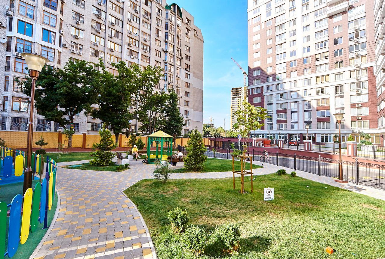 Family Apartments Golfstrim In Arcadia Odesa Exterior foto